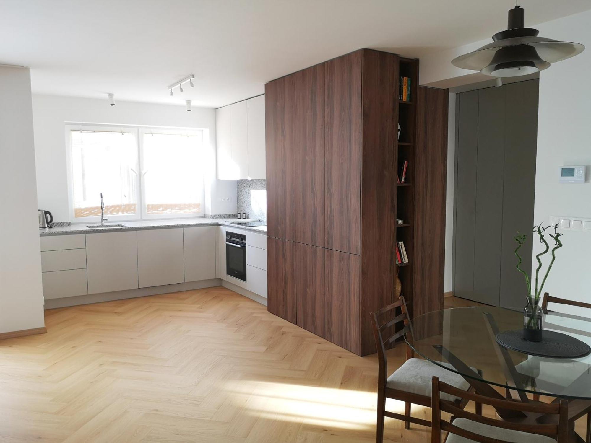 Beautiful New Apt In Old Town Near Train Station - Free Parking Bratysława Zewnętrze zdjęcie