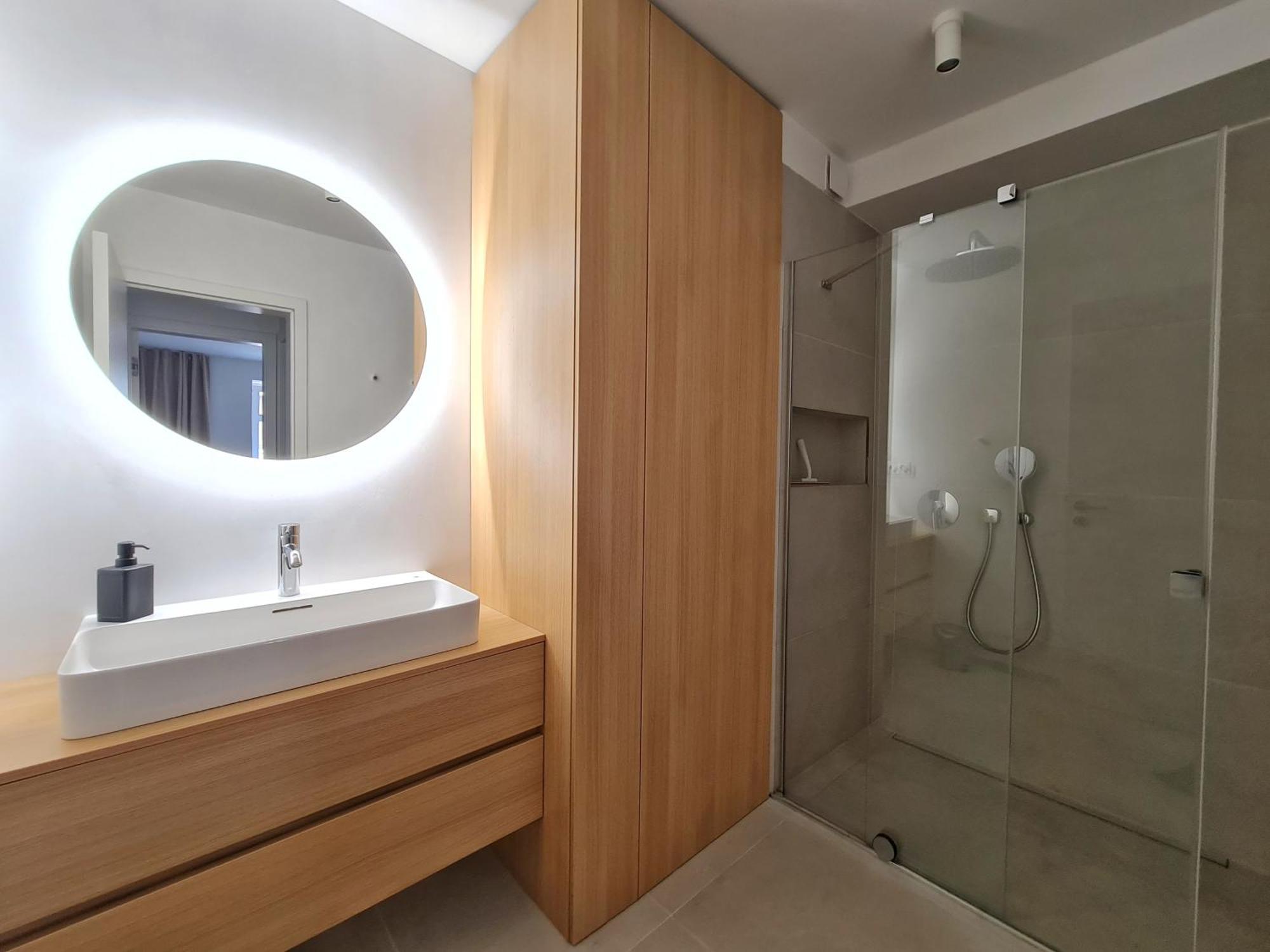 Beautiful New Apt In Old Town Near Train Station - Free Parking Bratysława Zewnętrze zdjęcie