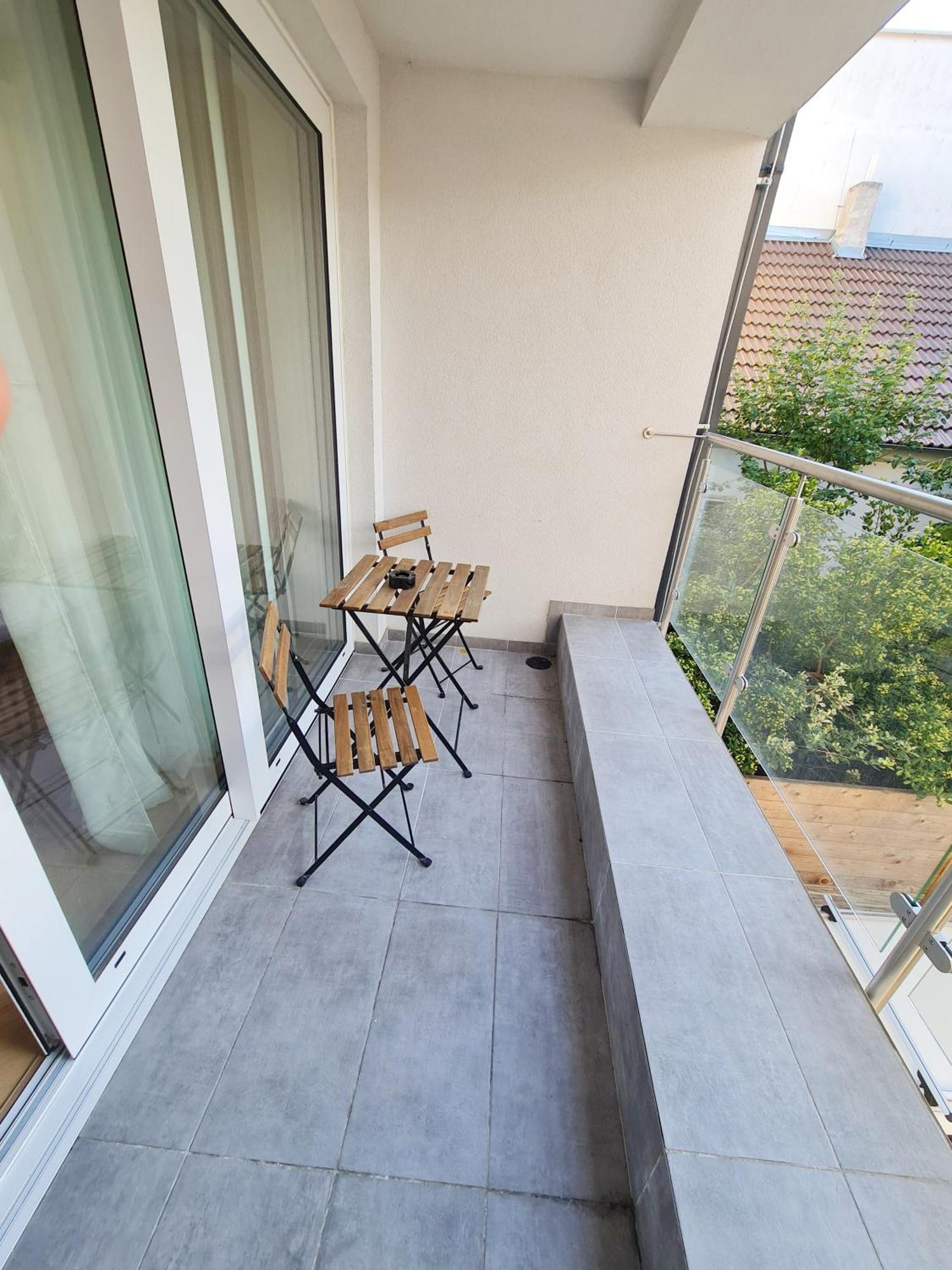 Beautiful New Apt In Old Town Near Train Station - Free Parking Bratysława Zewnętrze zdjęcie